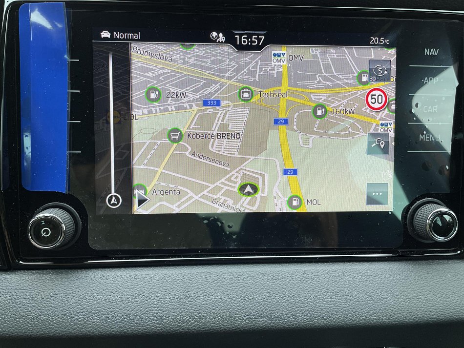Škoda Karoq 1.5 TSi SportLine