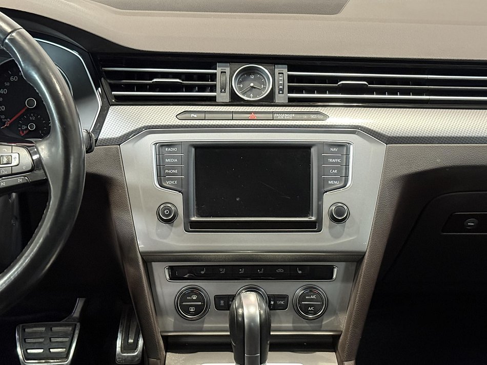 Volkswagen Passat 2.0TDi  4x4