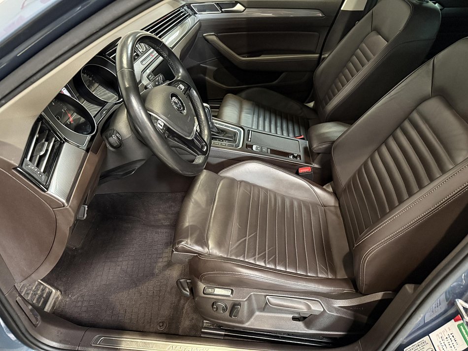 Volkswagen Passat 2.0TDi  4x4