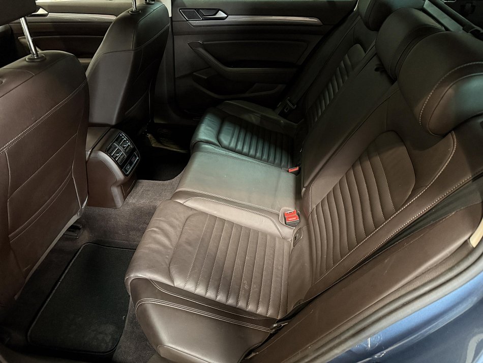 Volkswagen Passat 2.0TDi  4x4