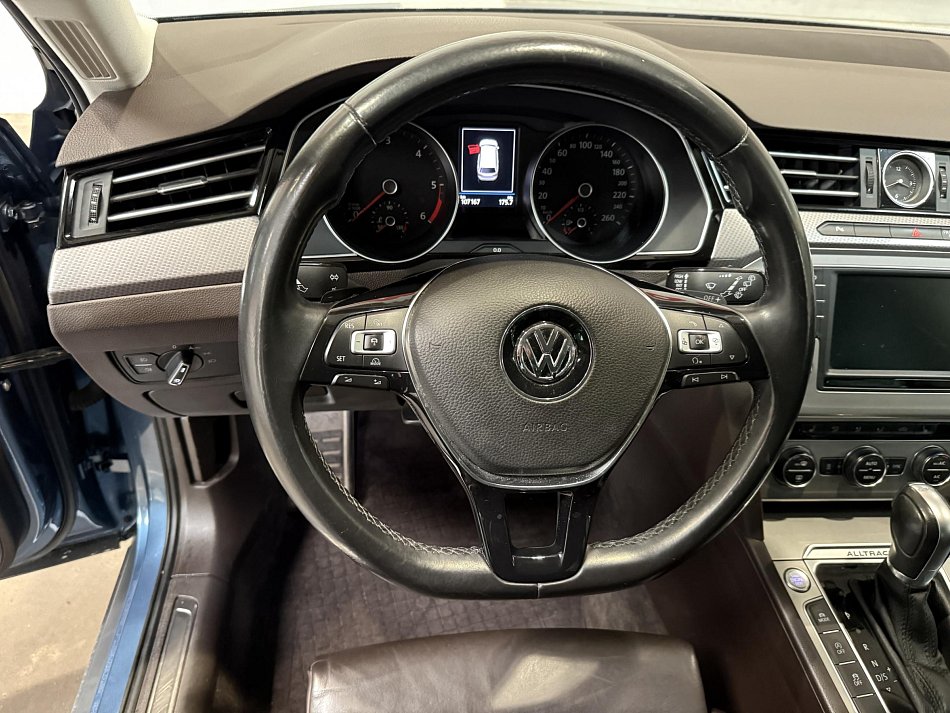 Volkswagen Passat 2.0TDi  4x4