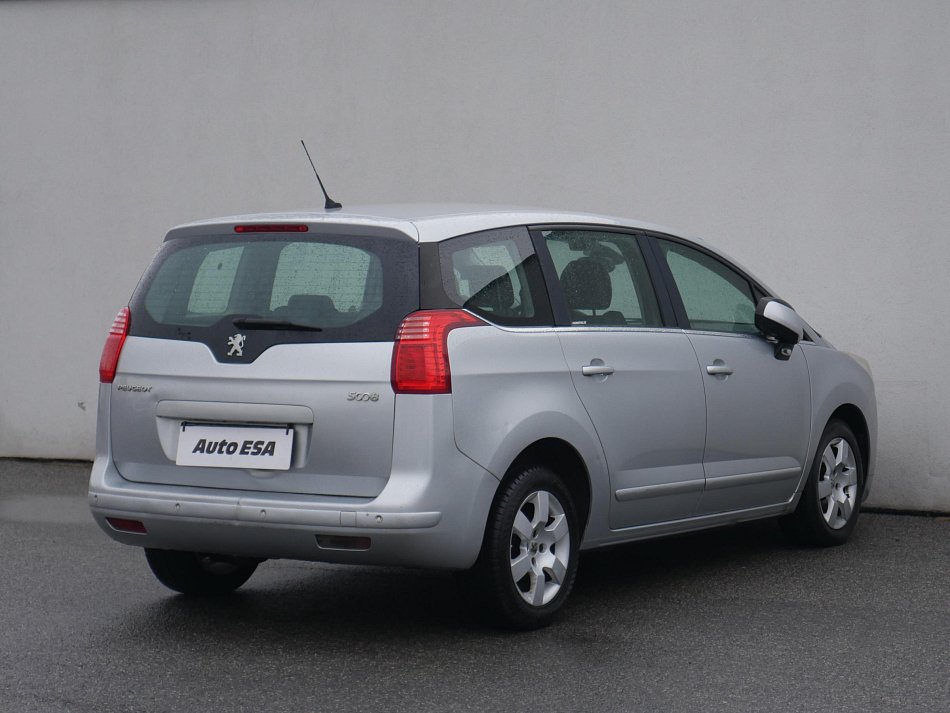 Peugeot 5008 1.6 HDi 