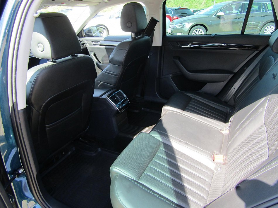 Škoda Superb III 2.0 TDi L&K 4x4