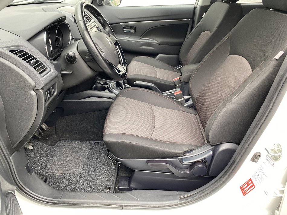 Mitsubishi ASX 1.6i  2WD