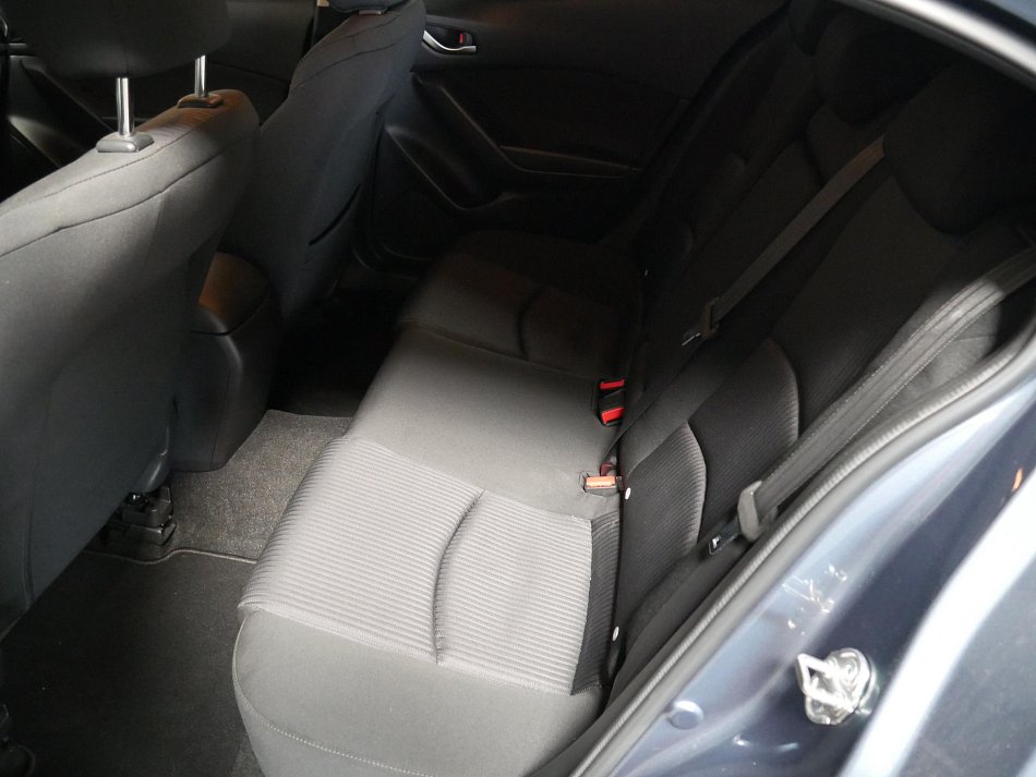 Mazda 3 2.0 i Comfort