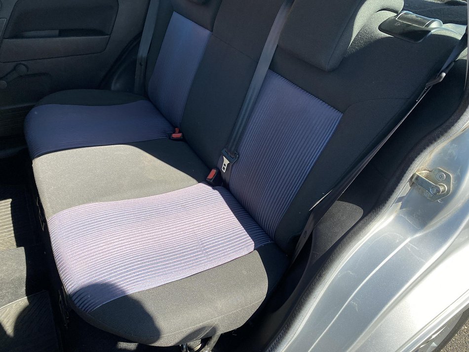 Ford Fusion 1.4i 