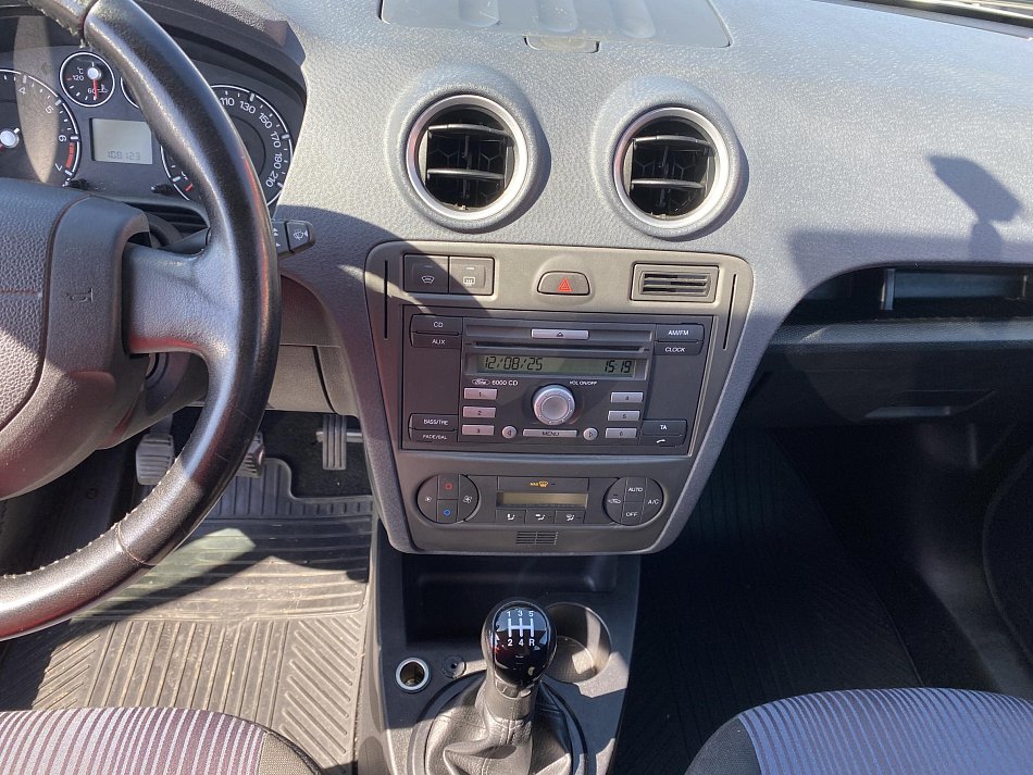 Ford Fusion 1.4i 
