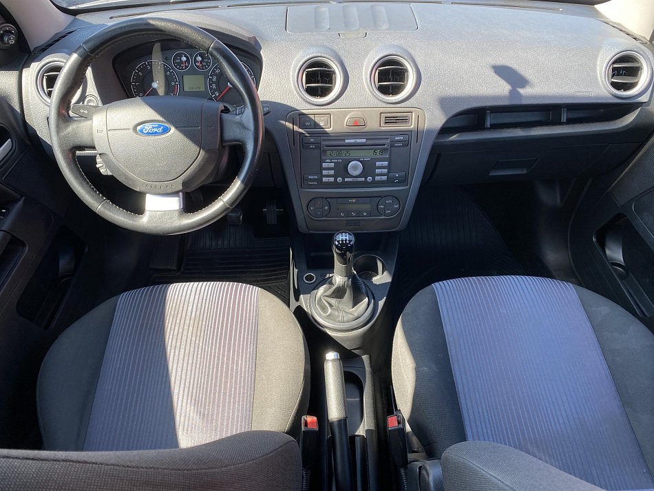 Ford Fusion 1.4i 