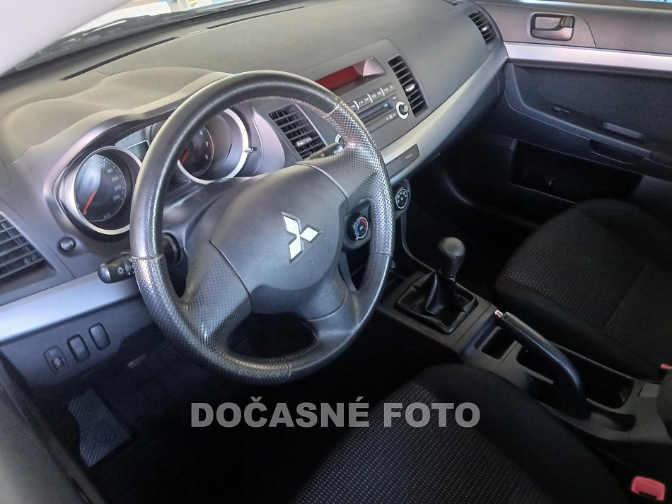 Mitsubishi Lancer 1.5i 