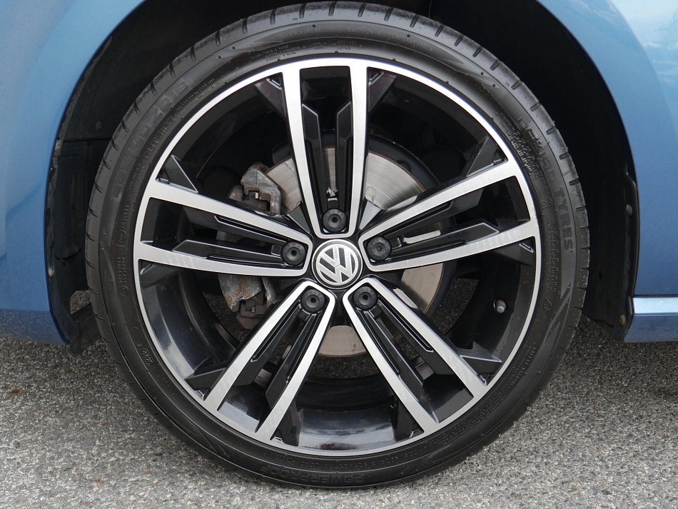 Volkswagen Golf 1.4TSI Highline