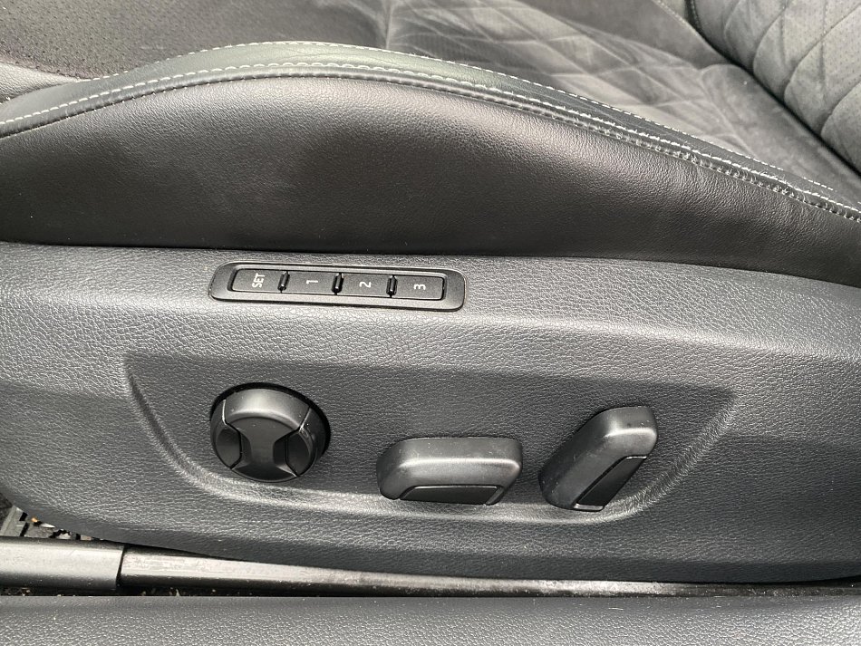 Škoda Superb III 2.0 TDi Ambition