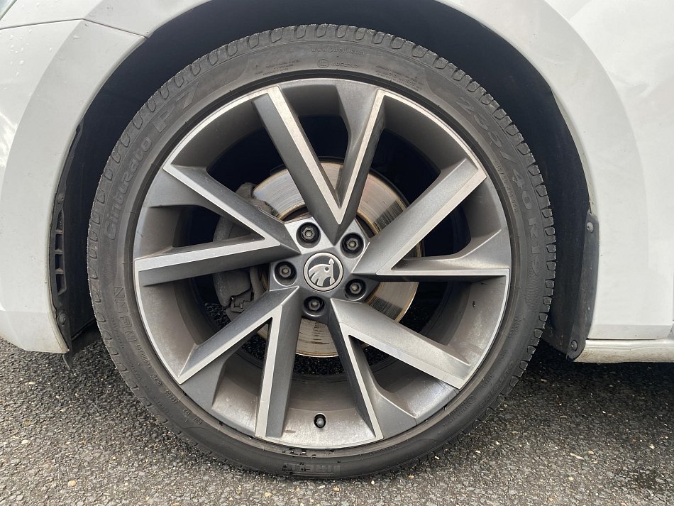 Škoda Superb III 2.0 TDi Ambition