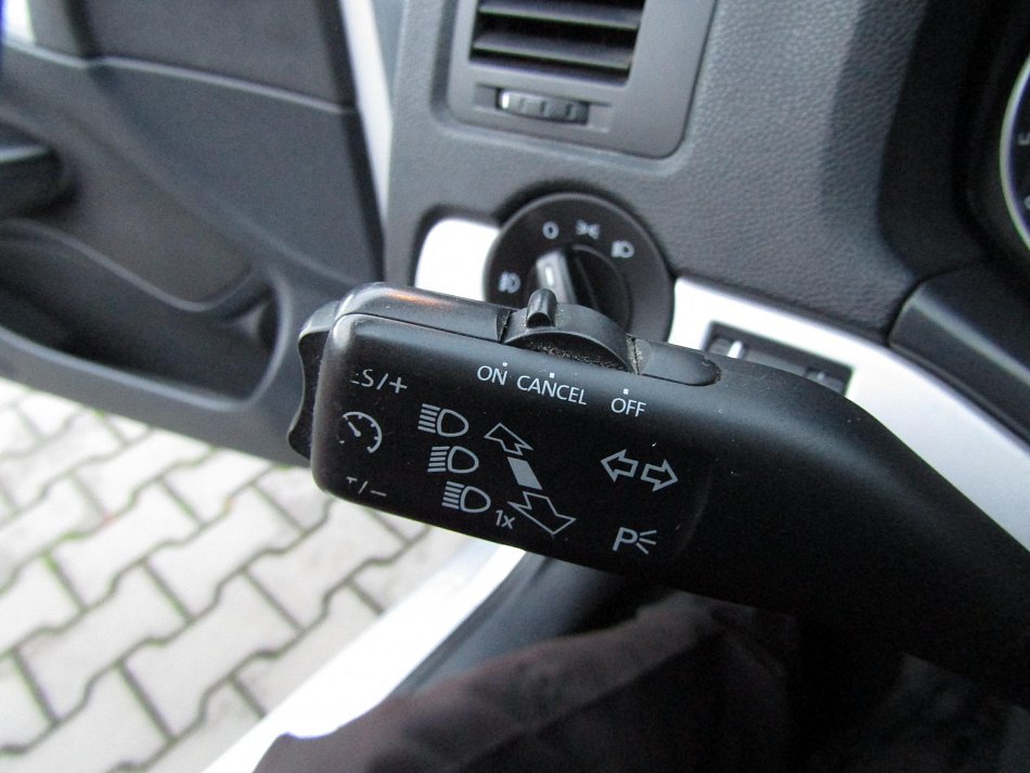 Škoda Octavia II 1.6 TDi Ambiente