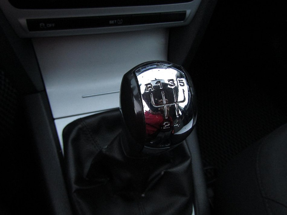 Škoda Octavia II 1.6 TDi Ambiente