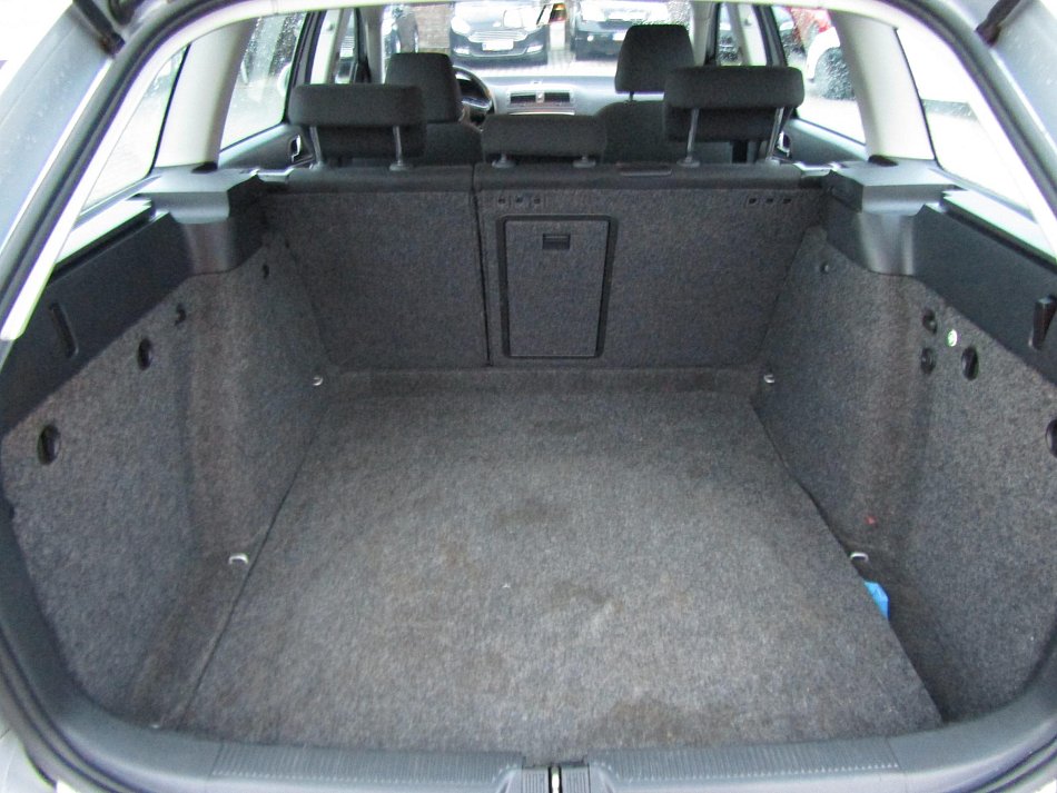 Škoda Octavia II 1.6 TDi Ambiente