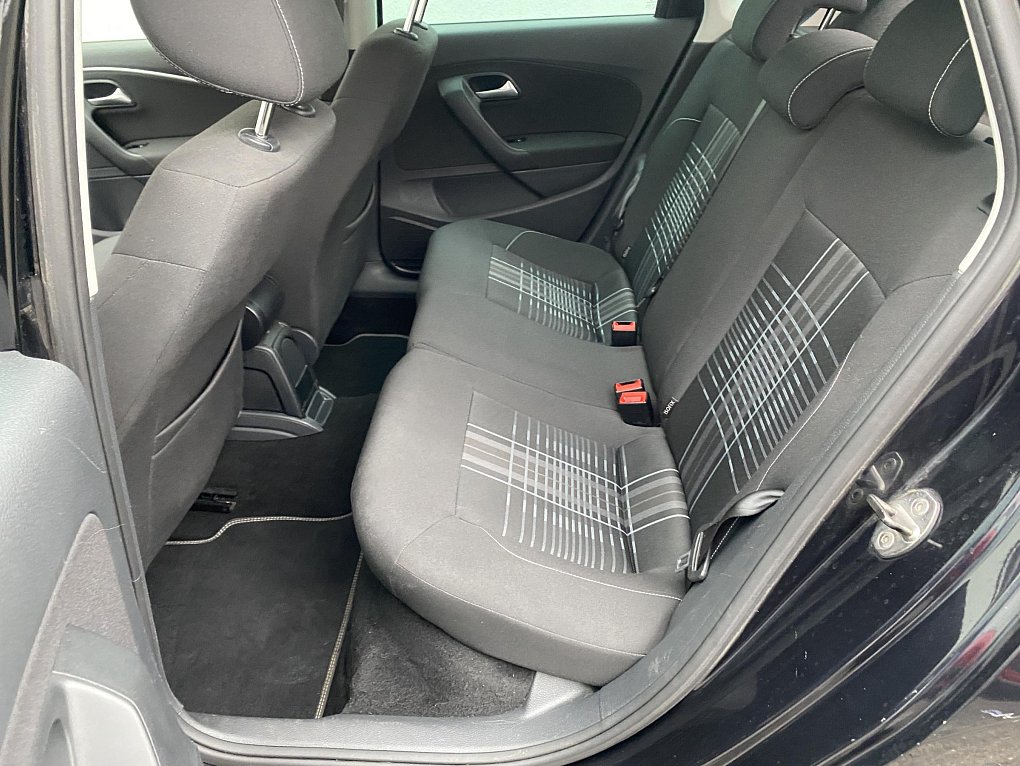 Volkswagen Polo 1.0 MPi Lounge