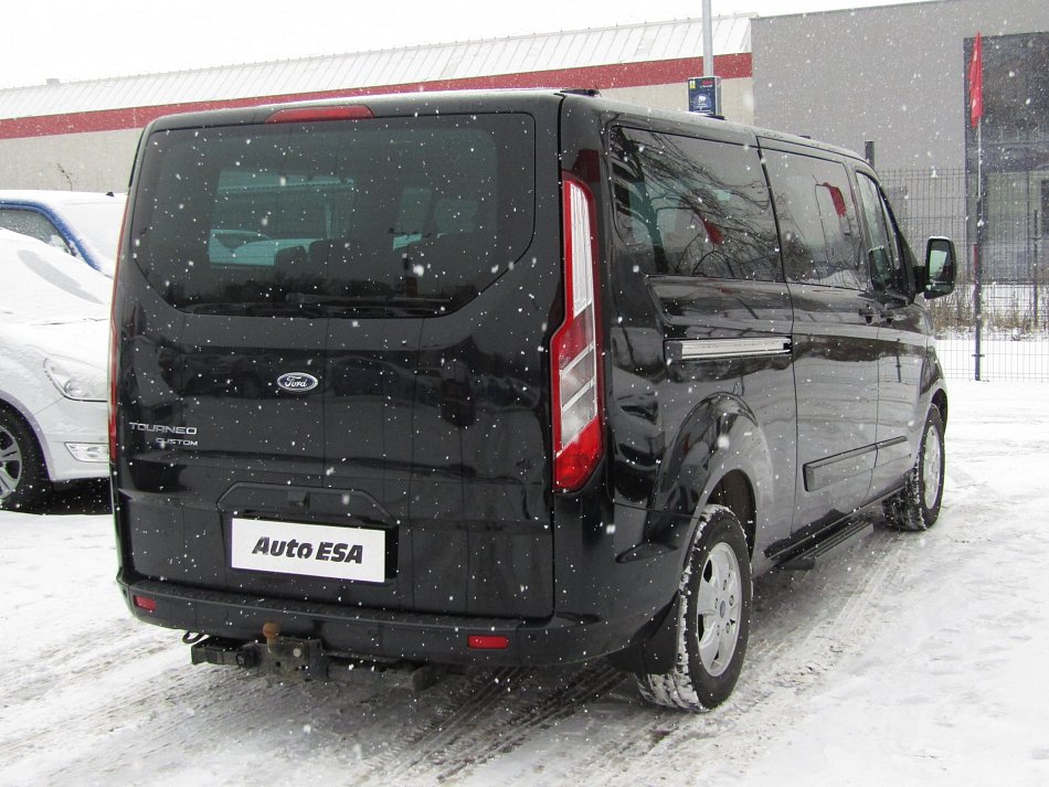 Ford Tourneo Custom 2.0TDCi Limited L2 9míst
