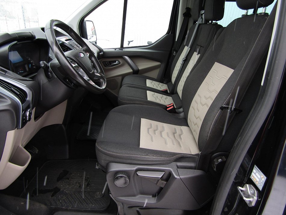 Ford Tourneo Custom 2.0TDCi Limited L2 9míst