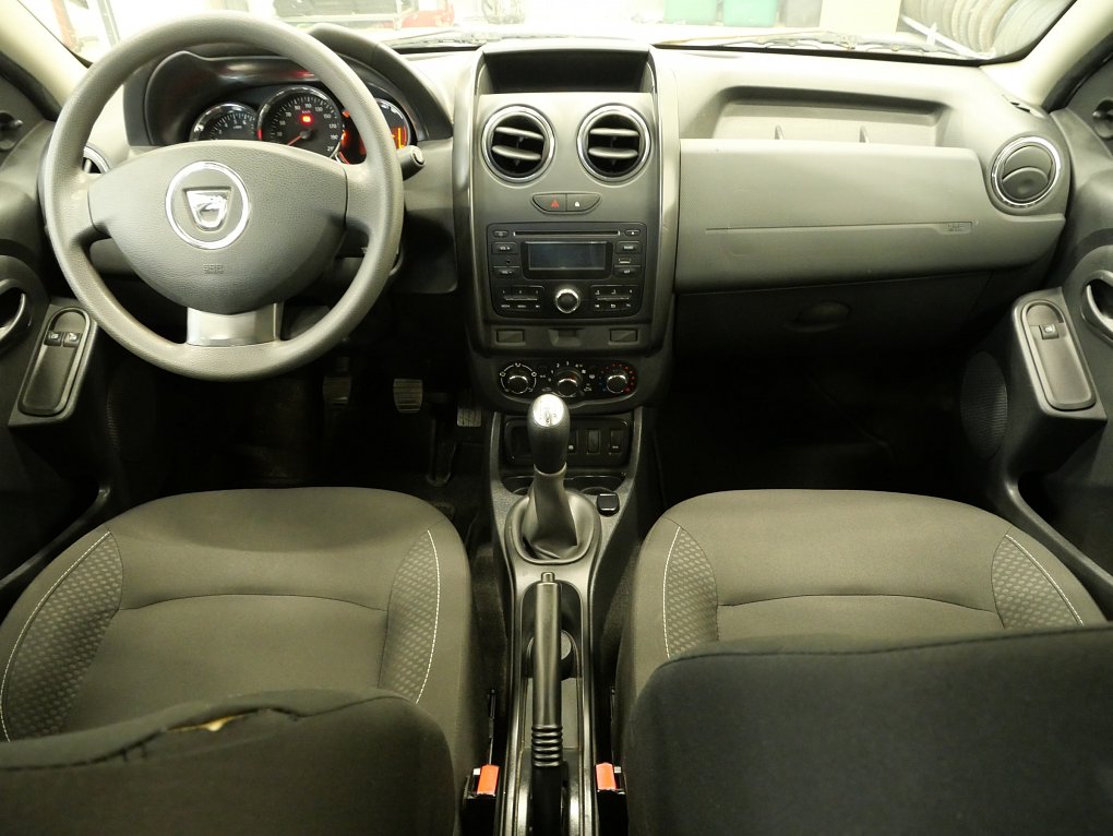 Dacia Duster 1.6i 