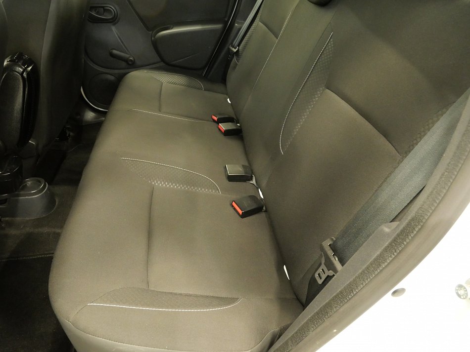 Dacia Duster 1.6i 