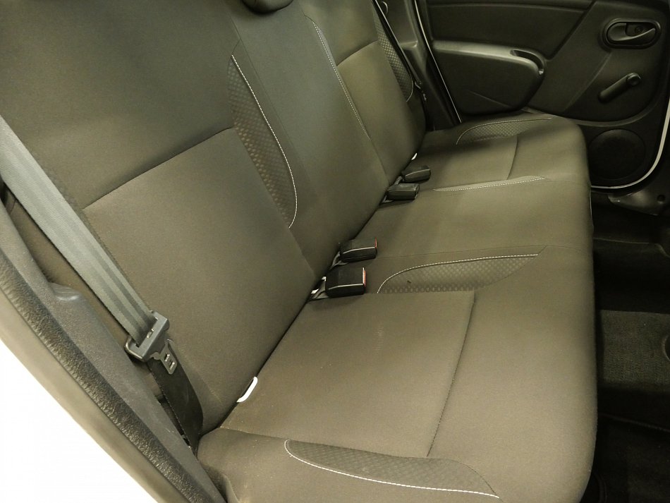 Dacia Duster 1.6i 