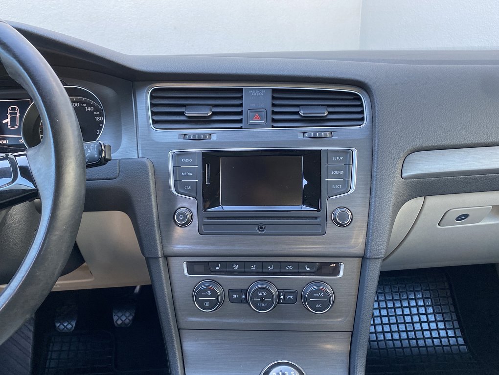 Volkswagen Golf 1.2TSi 