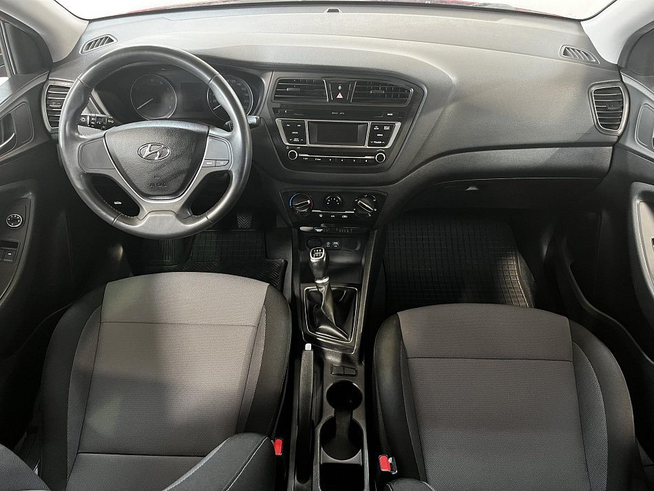 Hyundai I20 1.2 i Family + Club