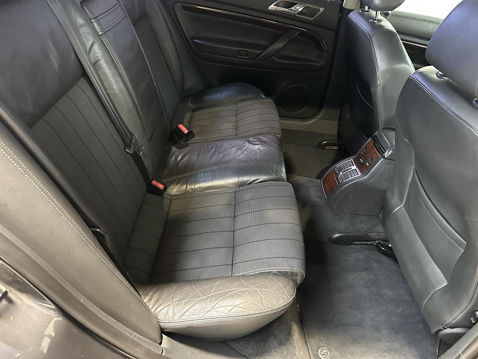 Škoda Superb 2.5 TDi 