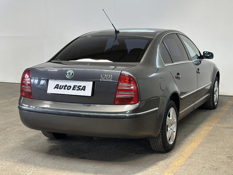 Škoda Superb 2.5 TDi 