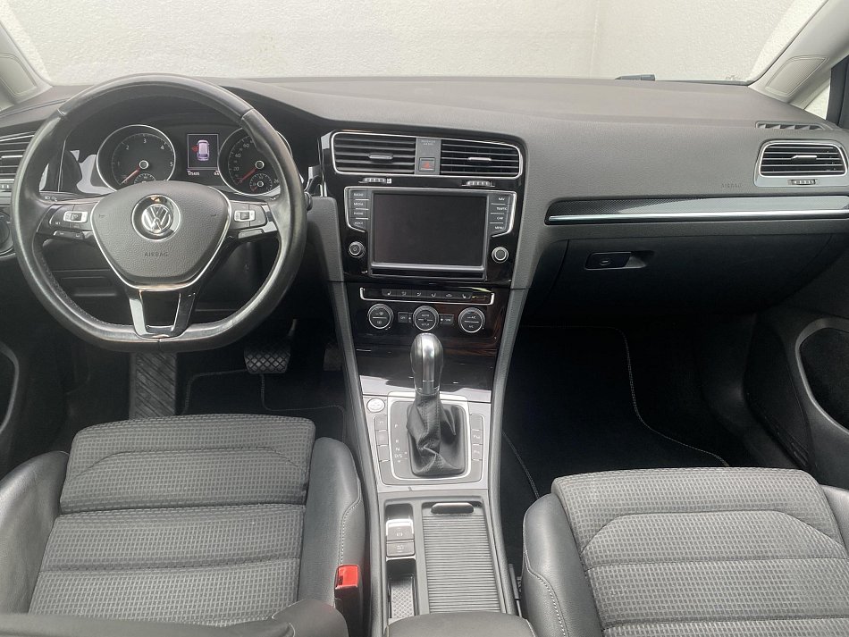 Volkswagen Golf 2.0 TDi Highline