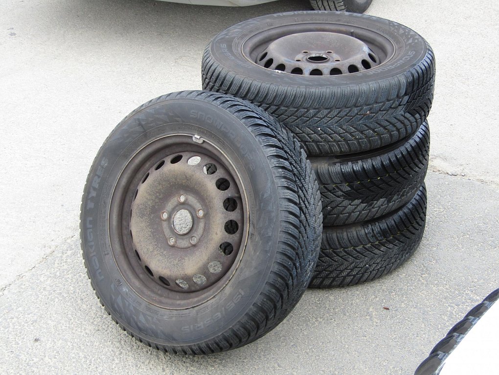 Škoda Octavia II 1.6MPi Ambiente