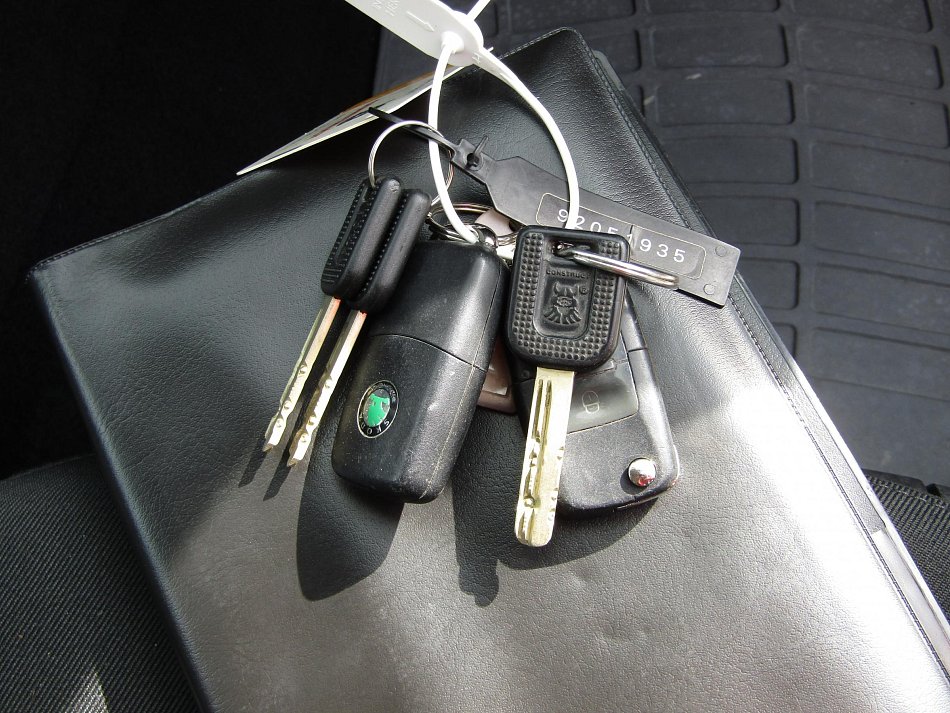 Škoda Octavia II 1.6MPi Ambiente