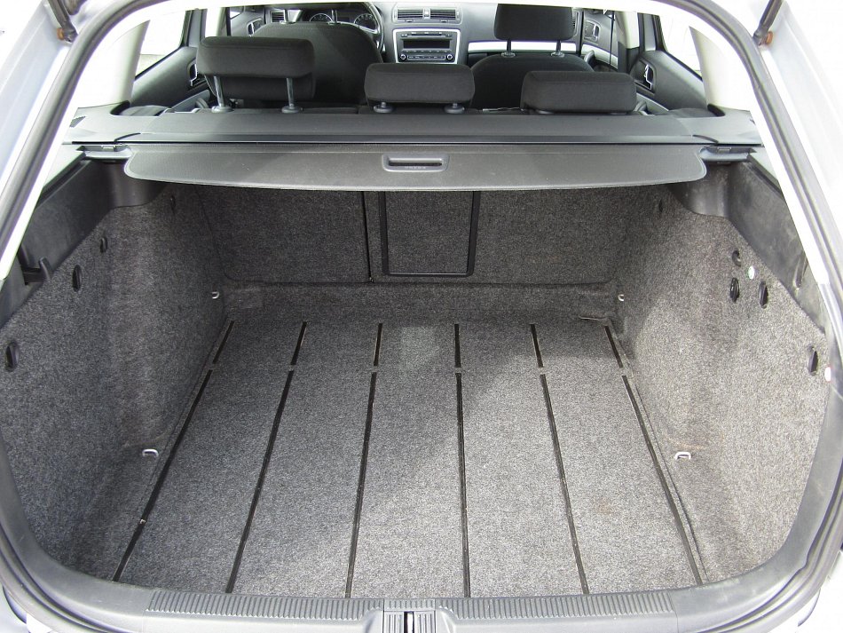 Škoda Octavia II 1.6MPi Ambiente