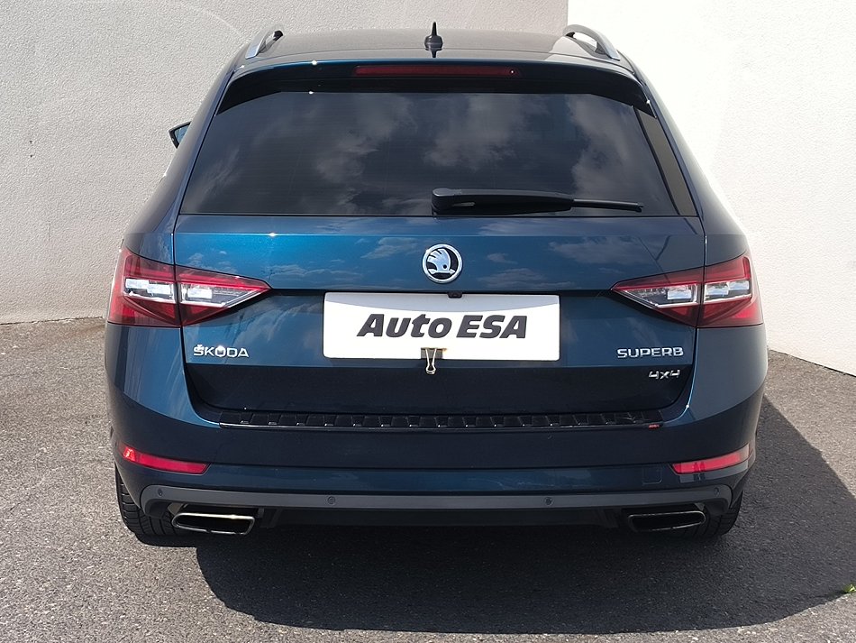 Škoda Superb III 2.0 TSI  4x4