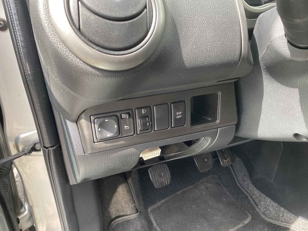 Nissan Note 1.4i Acenta