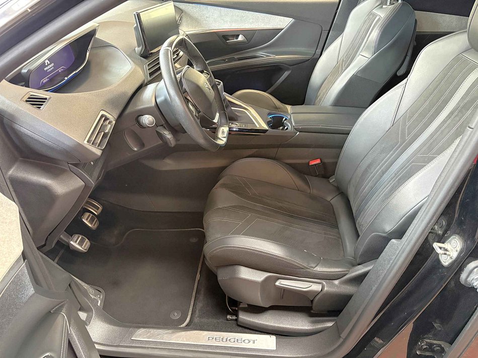 Peugeot 5008 1.5 HDI 