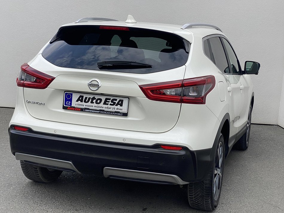 Nissan Qashqai 1.3 DiG-T N-Connecta