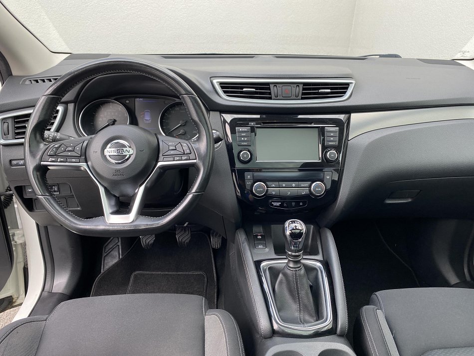 Nissan Qashqai 1.3 DiG-T N-Connecta