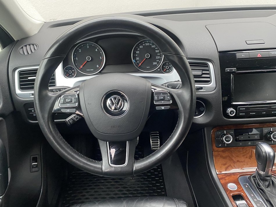 Volkswagen Touareg 4.2 TDi V8  4x4