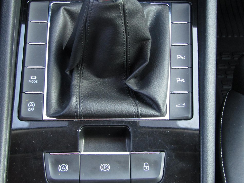 Škoda Superb III 2.0 TDi L&K