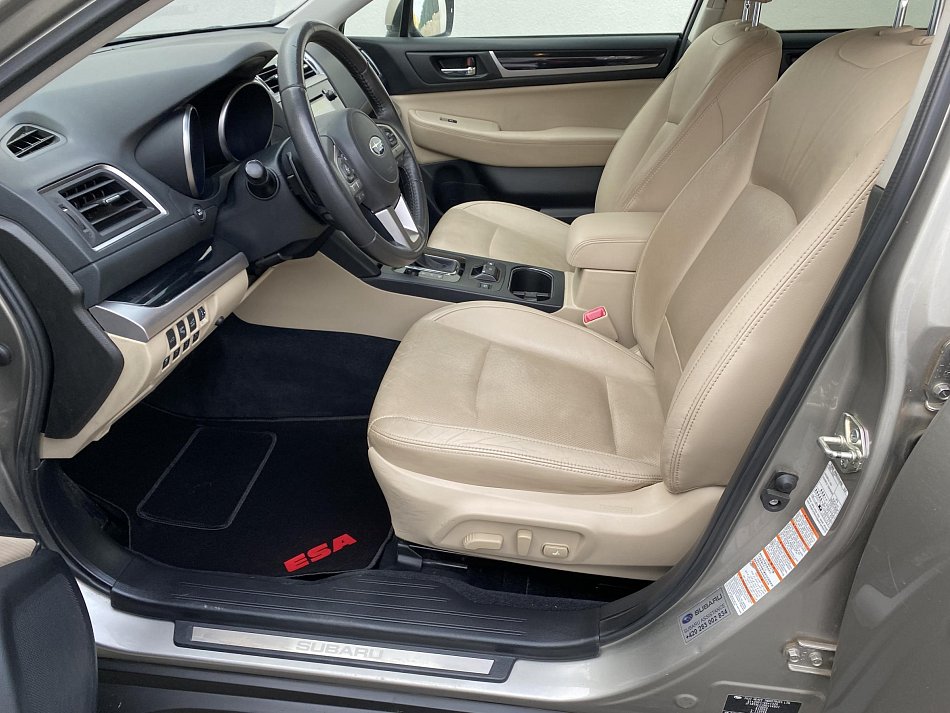 Subaru Outback 2.5i  4x4