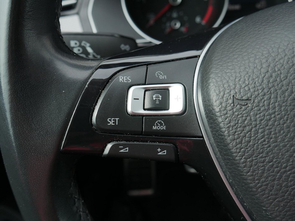 Volkswagen Passat 2.0TDi 