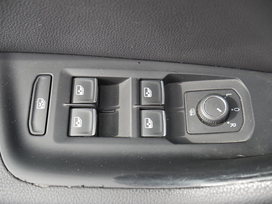 Volkswagen Passat 2.0TDi 