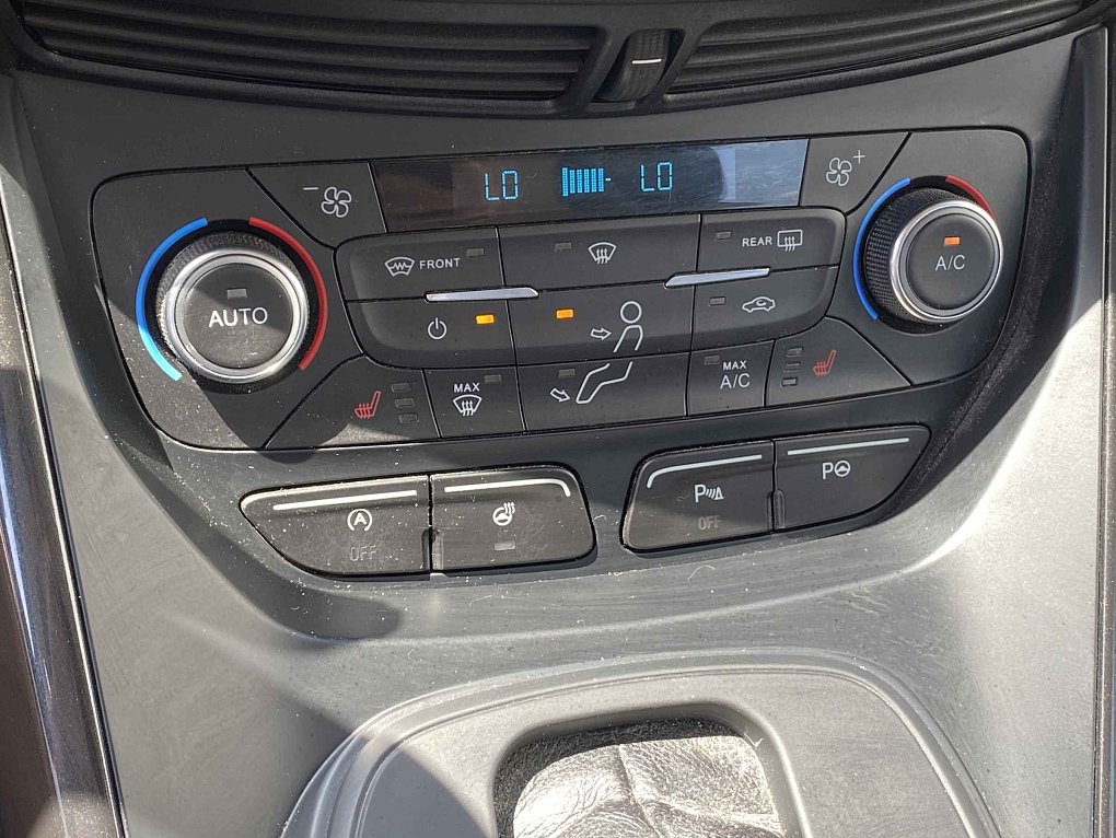 Ford Kuga 1.5 EB Titanium