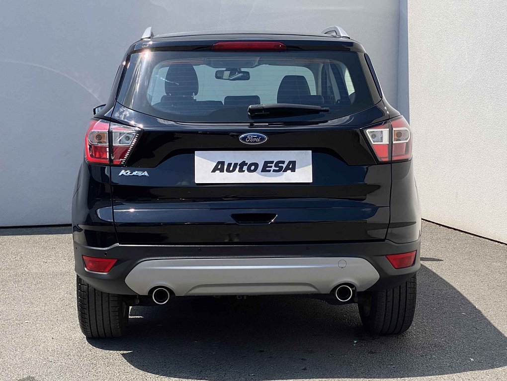 Ford Kuga 1.5 EB Titanium