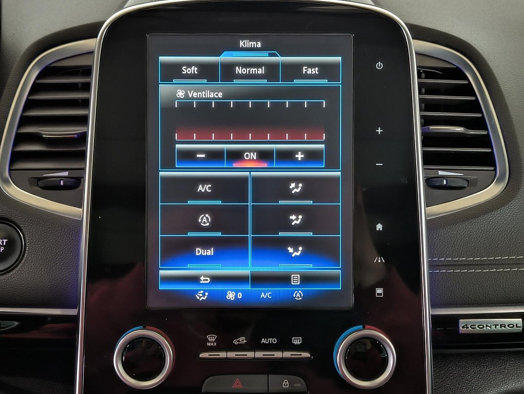 Renault Espace 1.6dCi Initiale Paris