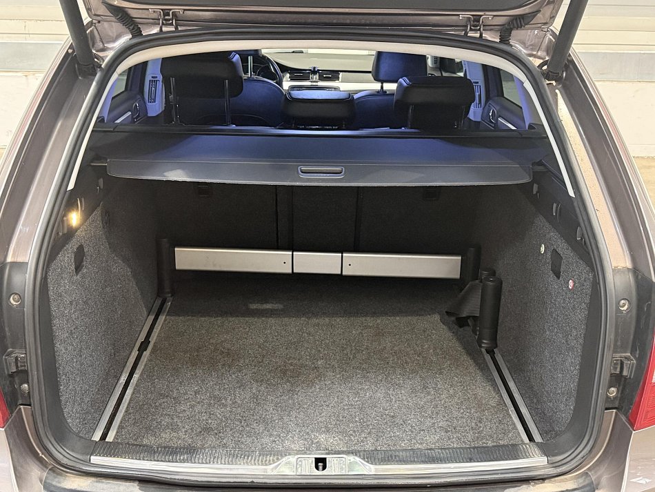 Škoda Superb II 2.0 TDi 