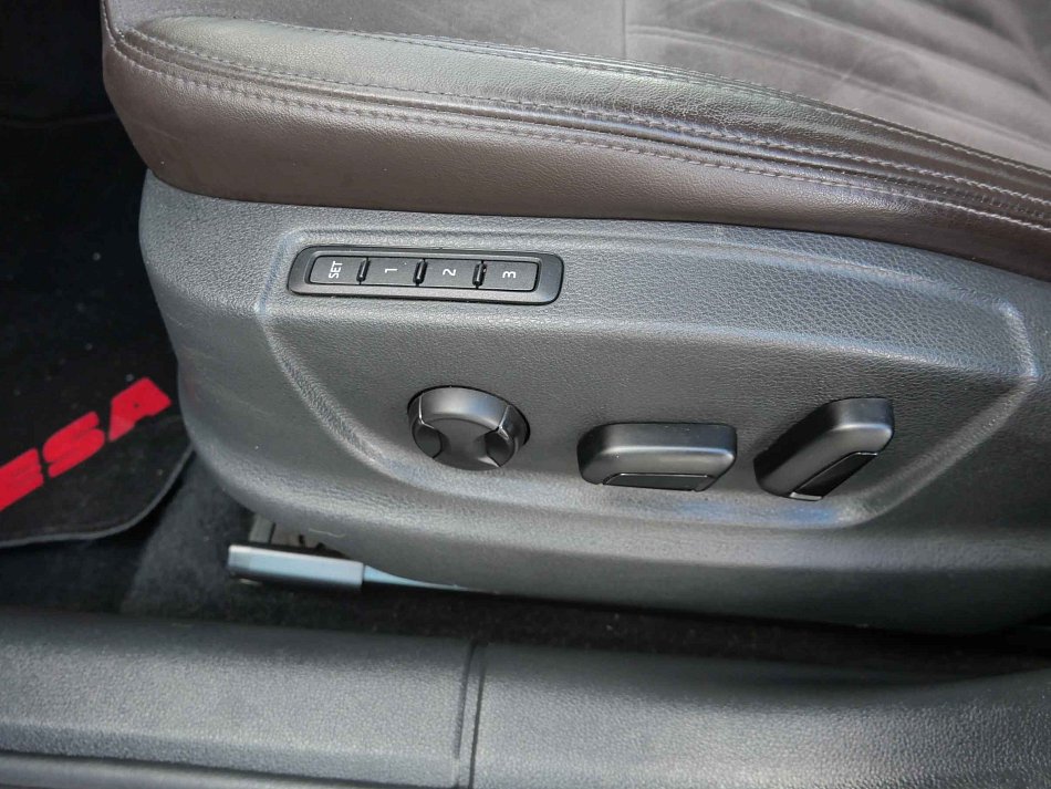 Škoda Octavia III 2.0TDi L&K 4x4
