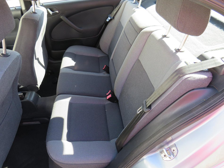 Škoda Octavia 1.6MPi Ambiente