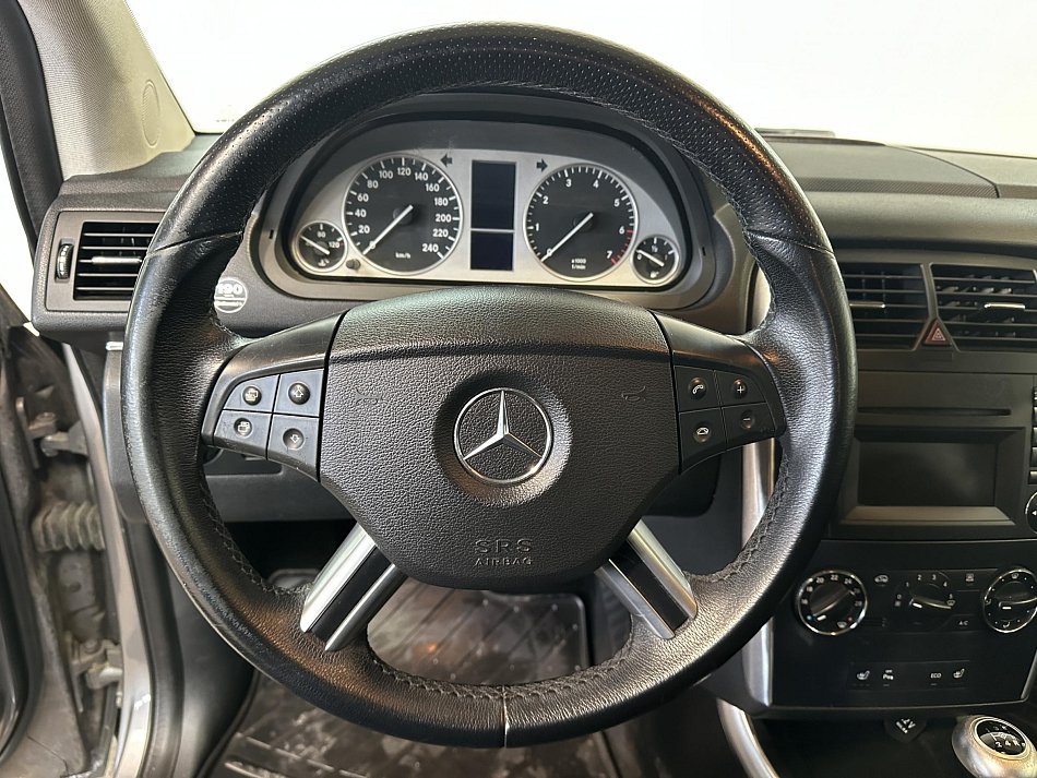 Mercedes-Benz Třída B 1.7i 